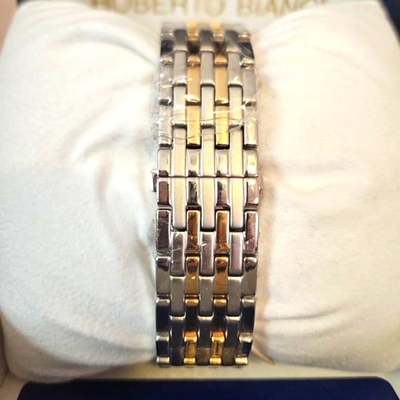 Roberto Bianci Swiss Water Resistant Silver & Gold Link 35mm Watch In Box NWT - Picture 4 of 10